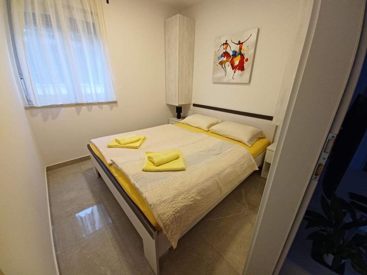 Apartments Leon 2 Novigrad  Exterior photo